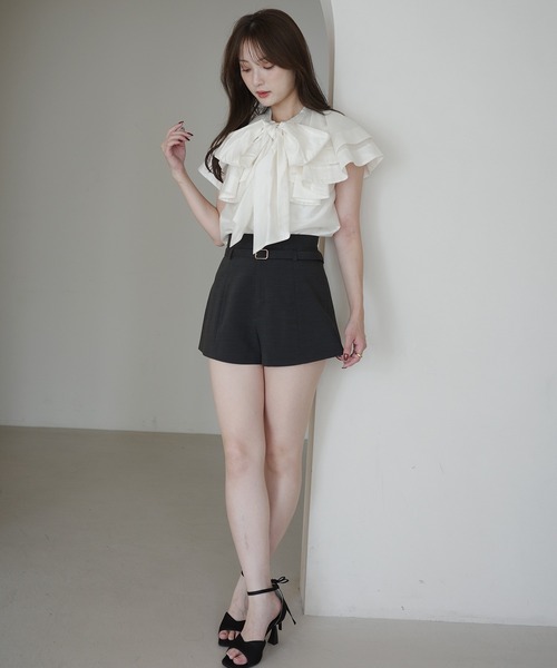EIMY ISTOIRE(エイミーイストワール)の「E.M RIBBON CAPE BLOUSE(シャツ/ブラウス・レディース・ブラック/ピンクベージュ/ホワイト・F)」の5枚目の写真