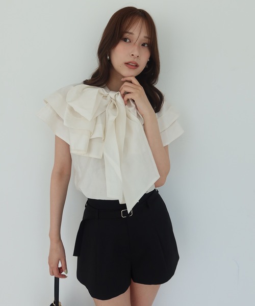 EIMY ISTOIRE(エイミーイストワール)の「E.M RIBBON CAPE BLOUSE(シャツ/ブラウス・レディース・ブラック/ピンクベージュ/ホワイト・F)」の7枚目の写真