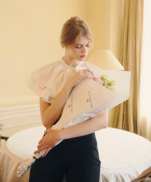 EIMY ISTOIRE(エイミーイストワール)の「E.M RIBBON CAPE BLOUSE(シャツ/ブラウス・レディース・ブラック/ピンクベージュ/ホワイト・F)」の11枚目の写真