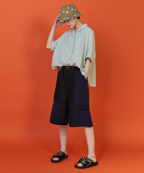 FRAPBOIS(フラボア)の「リネラー ブラウス(シャツ/ブラウス・レディース・ブラック/グリーン・1)」の11枚目の写真