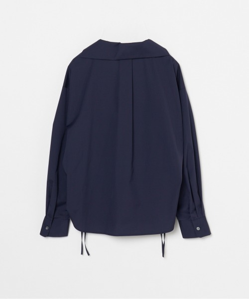 HELIOPOLE（エリオポール）の「WIDE OPEN COLLAR SHIRT / ワイドオープンカラー シャツ（シャツ/ブラウス・レディース・ホワイト/ネイビー・38）」の3枚目の写真