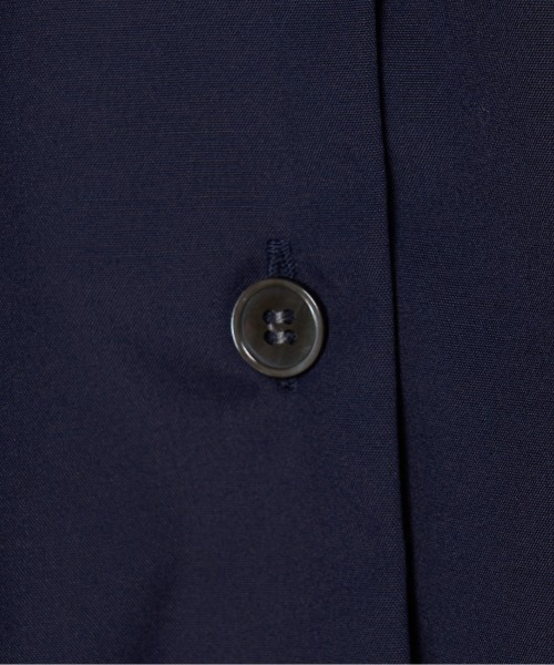 HELIOPOLE（エリオポール）の「WIDE OPEN COLLAR SHIRT / ワイドオープンカラー シャツ（シャツ/ブラウス・レディース・ホワイト/ネイビー・38）」の8枚目の写真