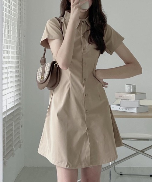 YUGA(ユーガ)の「YUGA_YGMC Korean-style Shirt dress(ワンピース・レディース・ベージュ/ブラック・FREE)」の2枚目の写真