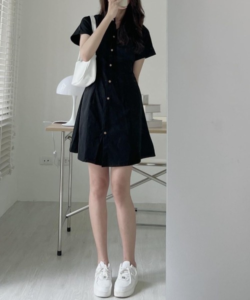 YUGA(ユーガ)の「YUGA_YGMC Korean-style Shirt dress(ワンピース・レディース・ベージュ/ブラック・FREE)」の4枚目の写真
