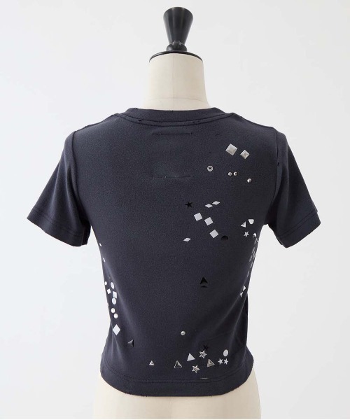 MIHARAYASUHIRO(ミハラヤスヒロ)の「【MIHARAYASUHIRO/ミハラヤスヒロ】EMBELLISHED STICKER TEE/ステッカーTシャツ(Tシャツ/カットソー・レディース・ホワイト/ブラック・38)」の9枚目の写真