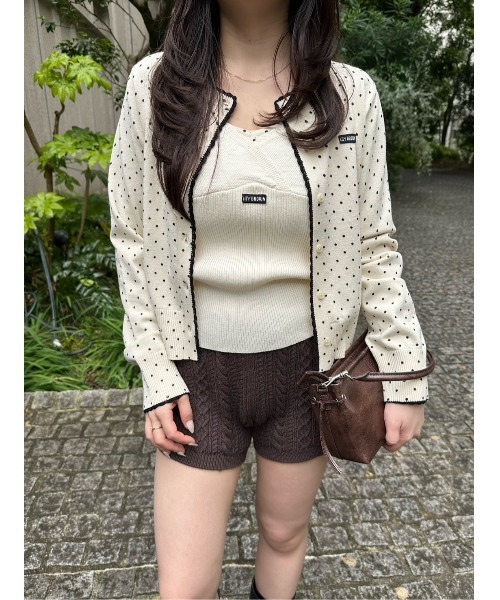 LILY BROWN（リリーブラウン）の「レイヤードニットトップス（ニット/セーター・レディース・グレー/ネイビー/レッド/ドット・F）」の10枚目の写真