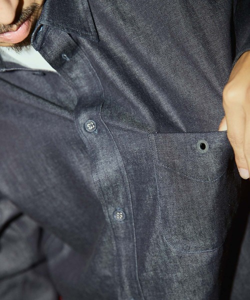 WHITE MOUNTAINEERING(ホワイトマウンテニアリング)の「『別注』White Mountaineering×EKAL MID GUSSET SLEEVE EYELET POCKET SHIRTS(シャツ/ブラウス・メンズ・ブルー・3/2)」の3枚目の写真