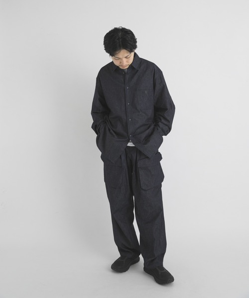 WHITE MOUNTAINEERING(ホワイトマウンテニアリング)の「『別注』White Mountaineering×EKAL MID GUSSET SLEEVE EYELET POCKET SHIRTS(シャツ/ブラウス・メンズ・ブルー・3/2)」の12枚目の写真
