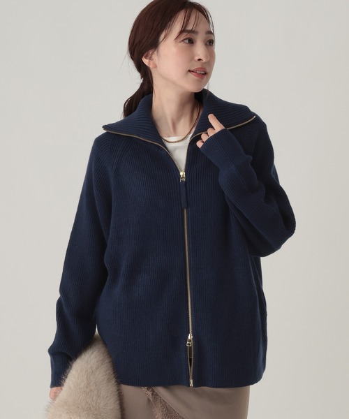 Elura（エルーラ）の「毛玉しらずジップカーディガン＜WEB限定カラーあり＞/865951（カーディガン/ボレロ・レディース・グレイッシュベージュ/バーガンディー/ネイビー/ホワイト・FREE）」の3枚目の写真