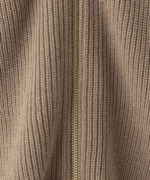 Elura（エルーラ）の「毛玉しらずジップカーディガン＜WEB限定カラーあり＞/865951（カーディガン/ボレロ・レディース・グレイッシュベージュ/バーガンディー/ネイビー/ホワイト・FREE）」の7枚目の写真