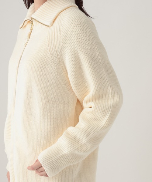 Elura（エルーラ）の「毛玉しらずジップカーディガン＜WEB限定カラーあり＞/865951（カーディガン/ボレロ・レディース・グレイッシュベージュ/バーガンディー/ネイビー/ホワイト・FREE）」の11枚目の写真