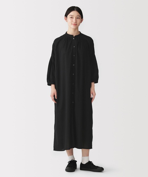 無印良品(ムジルシリョウヒン)の「婦人 綿ピンタック 七分袖ワンピース(ワンピース・レディース・ブラック/ブラウン系・L/XL/S/M)」の1枚目の写真