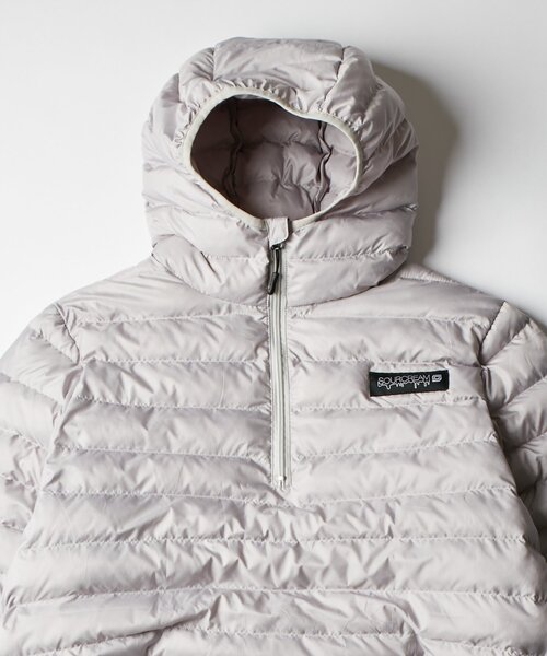 Sourcream(サワークリーム)の「【26AW LOOK掲載品番】【Sourcream】中綿アノラックパーカー(マウンテンパーカー・メンズ・ホワイト/ライトグレー/ブラック/サンドベージュ/サックスブルー・FREE)」の14枚目の写真