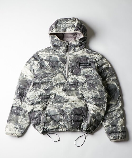 Sourcream(サワークリーム)の「【26AW LOOK掲載品番】【Sourcream】中綿アノラックパーカー(マウンテンパーカー・メンズ・ホワイト/ライトグレー/ブラック/サンドベージュ/サックスブルー・FREE)」の6枚目の写真