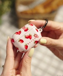 BURGA（バーガ）の「AirPods Pro3 / AirPods4 ケース ワイヤレス充電対応 耐衝撃 ポップ フルーツ アニマル Y2K 大人女子 カラビナ付き（ヘッドフォン/イヤホン）」