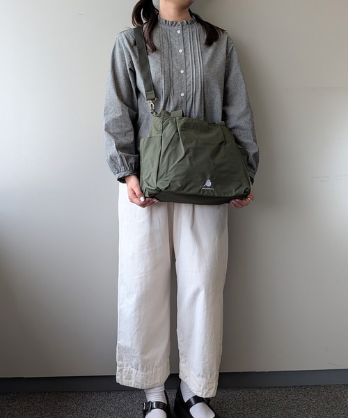 SELF+SERVICE（セルフサービス）の「シマエナガ　W2WAYショルダーバッグ（ショルダーバッグ・レディース・ブラック/ライトブラウン/グリーン・フリー）」の5枚目の写真