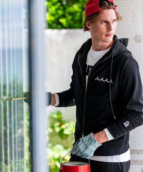 muta marine(ムータ・マリン)の「muta MARINE/ムータ マリン/別注Set-up Hoodie Back Metal(パーカー・メンズ・グレー/ブラック・LARGE/SMALL/X-LARGE/MEDIUM)」の3枚目の写真