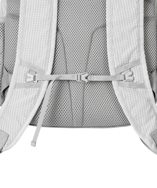 FENNEC(フェネック)の「DAY POCKET BACKPACK - GREY(バックパック/リュック・レディース・その他・FREE)」の10枚目の写真