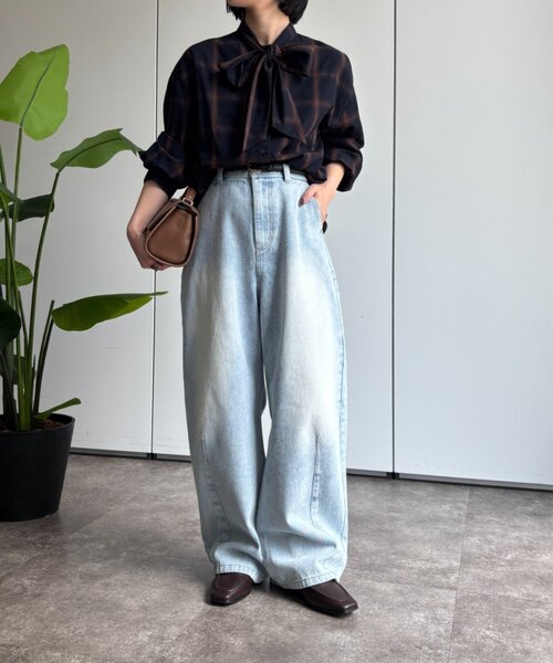 Jena espace merveilleux(ジェナ エスパスメルヴェイユ)の「チェックリボンシャツ(シャツ/ブラウス・レディース・ネイビー/アイボリー・FREE)」の9枚目の写真