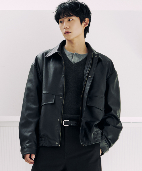 MINDBRIDGE（マインドブリッジ）の「[COUTURE] アウトポケット ブラックレザー オーバーサイズ ブルゾン（ライダースジャケット・メンズ・ブラック・95/100/105/110）」の11枚目の写真