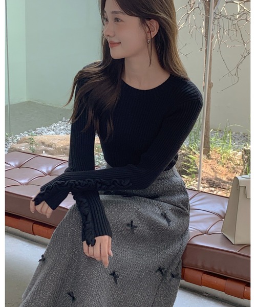 BIRTHDAY BASH(バースデイバッシュ)の「FRILL SLEEVE KNIT(フリルスリーブニットトップス)(ニット/セーター・レディース・ホワイト/ブラック・SMALL/MEDIUM)」の22枚目の写真