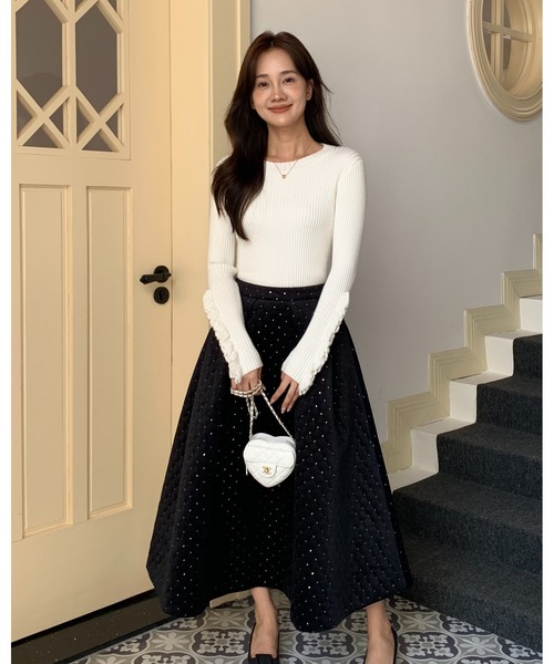 BIRTHDAY BASH(バースデイバッシュ)の「FRILL SLEEVE KNIT(フリルスリーブニットトップス)(ニット/セーター・レディース・ホワイト/ブラック・SMALL/MEDIUM)」の6枚目の写真