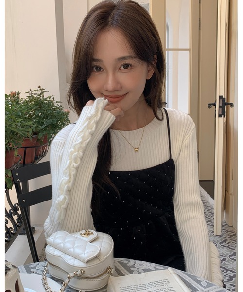BIRTHDAY BASH(バースデイバッシュ)の「FRILL SLEEVE KNIT(フリルスリーブニットトップス)(ニット/セーター・レディース・ホワイト/ブラック・SMALL/MEDIUM)」の14枚目の写真
