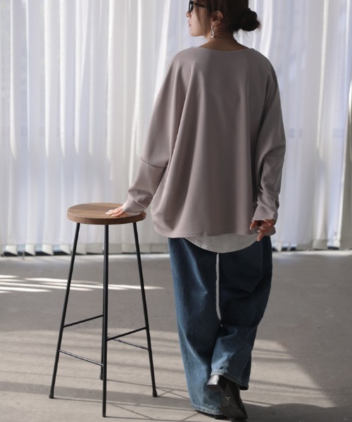 HUG.U（ハグユー）の「シワになりにくい ドルマンTブラウス（シャツ/ブラウス・レディース・レッドパープル/ネイビー/ホワイト/ライトグレー/ブラック・FREE）」の20枚目の写真