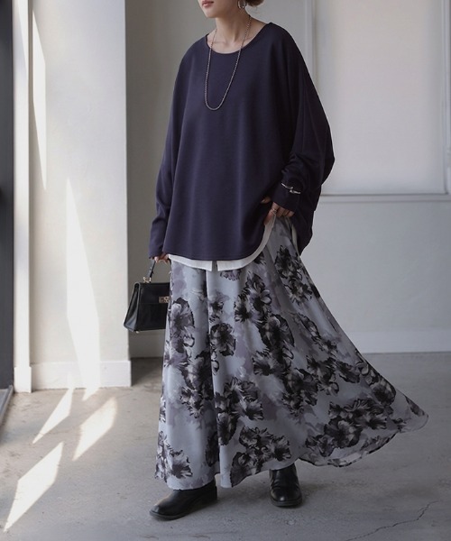 HUG.U（ハグユー）の「シワになりにくい ドルマンTブラウス（シャツ/ブラウス・レディース・レッドパープル/ネイビー/ホワイト/ライトグレー/ブラック・FREE）」の16枚目の写真