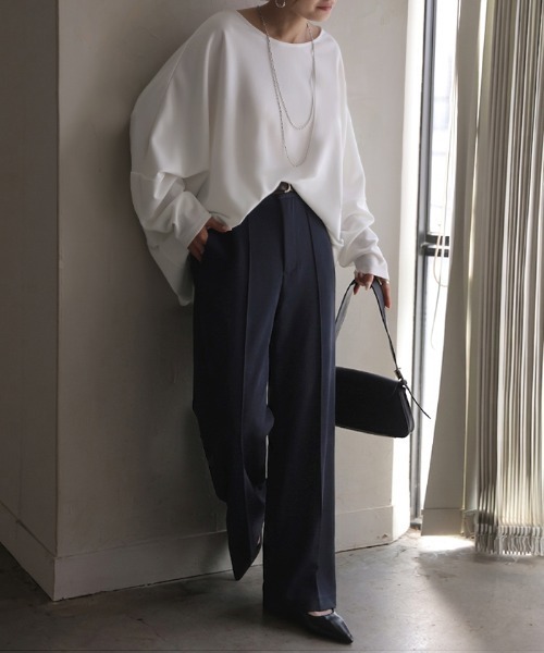 HUG.U（ハグユー）の「シワになりにくい ドルマンTブラウス（シャツ/ブラウス・レディース・レッドパープル/ネイビー/ホワイト/ライトグレー/ブラック・FREE）」の22枚目の写真