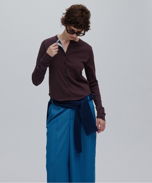 Ameri(アメリ)の「LOW BASIC COMPACT KNIT CARDIGAN(カーディガン/ボレロ・レディース・ネイビー/ブラウン/レッド/アイボリー・FREE)」の14枚目の写真