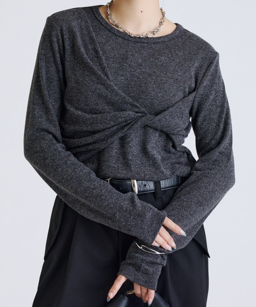 Lui's(ルイス)の「ねじりデザイン微起毛プルオーバー(Tシャツ/カットソー・レディース・グレー/チャコールグレー/グリーン・FREE)」の4枚目の写真