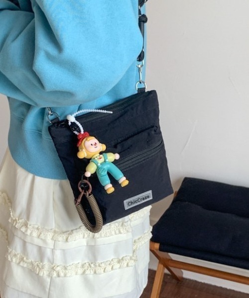 lulufa(ルルファ)の「フロントポケットスクエアミニショルダーバッグ(ショルダーバッグ・レディース・イエロー/オフホワイト/ブラック/グレー・FREE)」の10枚目の写真