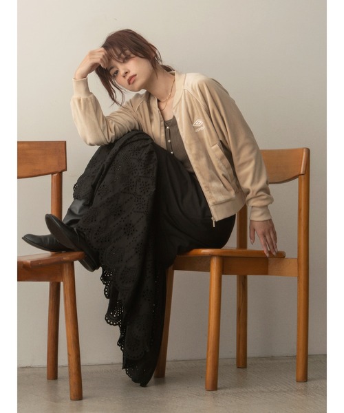 COHINA(コヒナ)の「【COHINA ×UMBRO】ベロアジャケット 【低身長・小柄女性】(その他アウター・レディース・ベージュ/チャコール/ブラウン・ONE SIZE)」の1枚目の写真