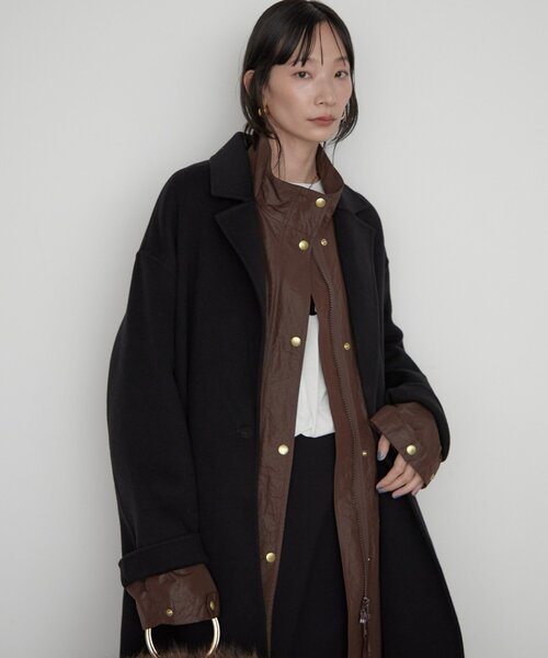 LOUNGEDRESS(ラウンジドレス)の「《名品コートをブラッシュアップ》ロングリバーコート(その他アウター・レディース・キャメル/ブラック/ライトベージュ・FREE)」の15枚目の写真