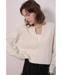 Bellaキーネックニット