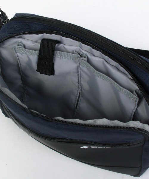 Columbia(コロンビア)の「3L ショルダーバッグ ポリエステル×PUレザー Columbia(ショルダーバッグ・メンズ・ブラック/ネイビー・FREE)」の18枚目の写真