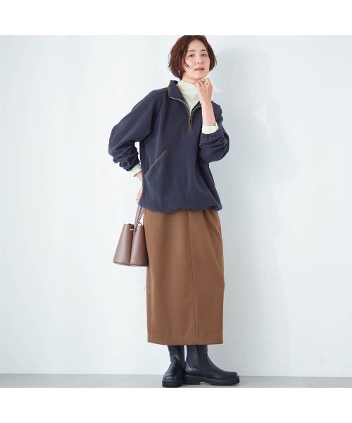 Belle Maison(ベルメゾン)の「スラブシアーハイネックカットソー【乾燥機OK】(Tシャツ/カットソー・レディース・オフホワイト/グレー/チャコール・L/M/S)」の5枚目の写真