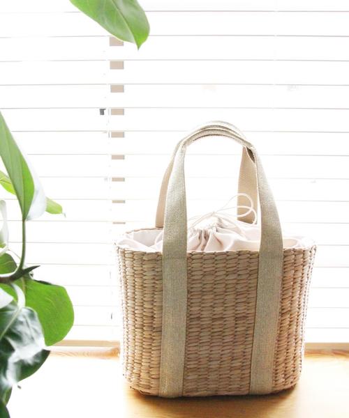 coen（コーエン）の「テープかごバッグBIG（かごバッグ・レディース・ブラック/ゴールド・FREE）」の4枚目の写真