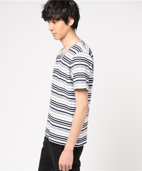 MEN'S BIGI(メンズビギ)の「VネックボーダーTシャツ/ロープボーダー(Tシャツ/カットソー・メンズ・ホワイト/ホワイト系その他/ネイビー・M/L/S)」の11枚目の写真