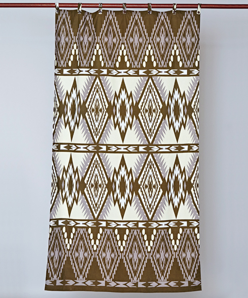 チャイハネ（チャイハネ）の「【チャイハネ】ジオメトリックカーテン178cm（インテリア雑貨・パープル/グリーン/ブラウン・FREE）」の2枚目の写真