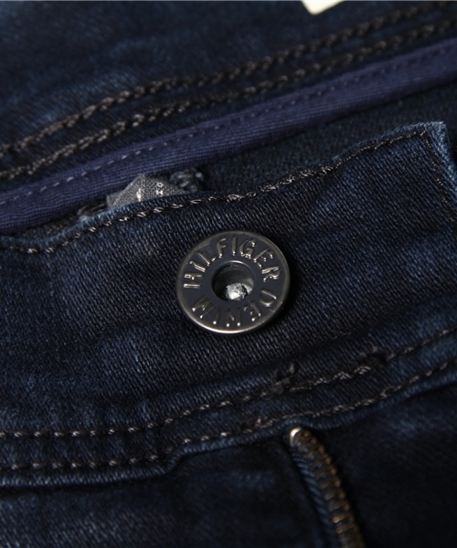 TOMMY HILFIGER（トミーヒルフィガー）の「SCANTON F10 TEXOLA COATED（デニムパンツ・メンズ・インディゴブルー・28inch/29inch/30inch/31inch/32inch/34inch/36inch）」の7枚目の写真