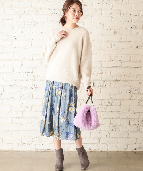 RIVE DROITE（リヴドロワ）の「2Wayファー巾着（ショルダーバッグ・レディース・パープル/ネイビー/ライトベージュ・FREE）」の10枚目の写真