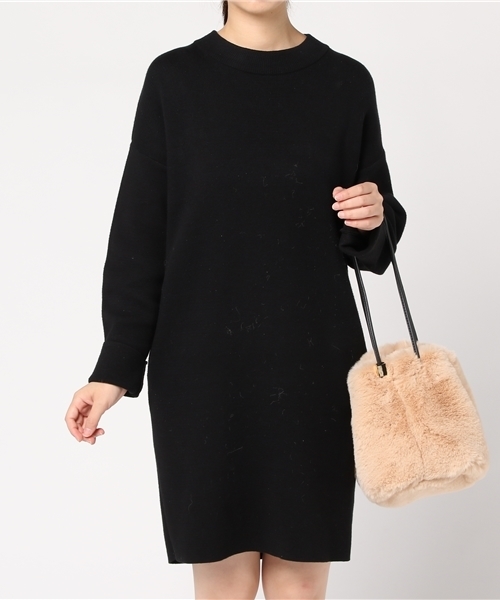 RIVE DROITE（リヴドロワ）の「2Wayファー巾着（ショルダーバッグ・レディース・パープル/ネイビー/ライトベージュ・FREE）」の9枚目の写真