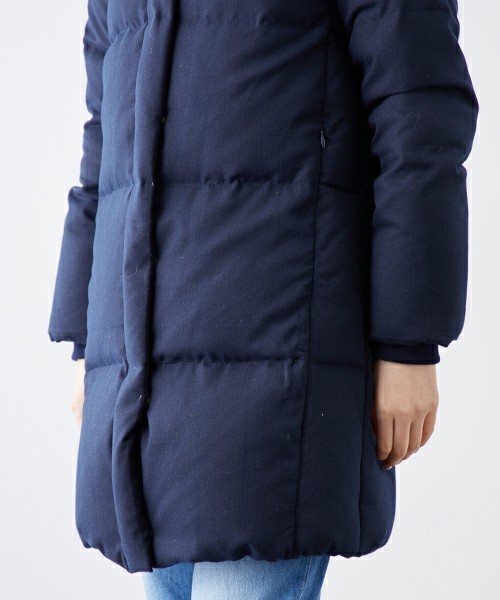 STUDIOUS（ステュディオス）の「【STUDIOUS】《WEB限定》ボリュームカラーロングダウンコート（ダウンジャケット/コート・レディース・グレー/ネイビー・0/1）」の9枚目の写真