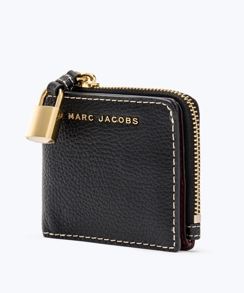 【MARC JACOBS】   THE GRIND   二つ折り財布 MARC JACOBS（マークジェイコブス）の「THE GRIND/ザ グラインド
