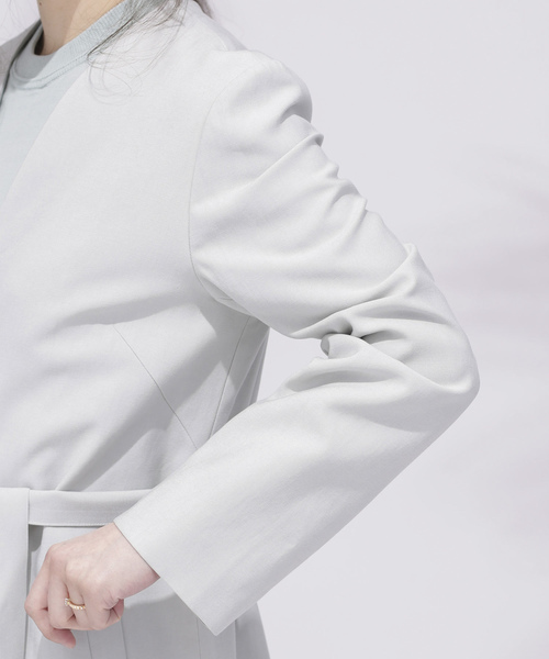 NANO universe（ナノユニバース）の「【WEB限定】 ウエストリボンノーカラーコート（その他アウター・レディース・ライトグレー/ベージュ/その他1/その他2・36/38）」の16枚目の写真