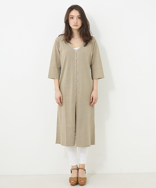 AZUL by moussy（アズールバイマウジー）の「ピグメントカットロングカーディガン（カーディガン/ボレロ・レディース・ライトブラック/ライトブルー/ベージュ・MEDIUM/SMALL）」の22枚目の写真