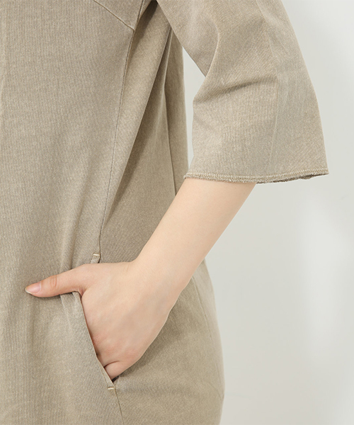 AZUL by moussy（アズールバイマウジー）の「ピグメントカットロングカーディガン（カーディガン/ボレロ・レディース・ライトブラック/ライトブルー/ベージュ・MEDIUM/SMALL）」の13枚目の写真