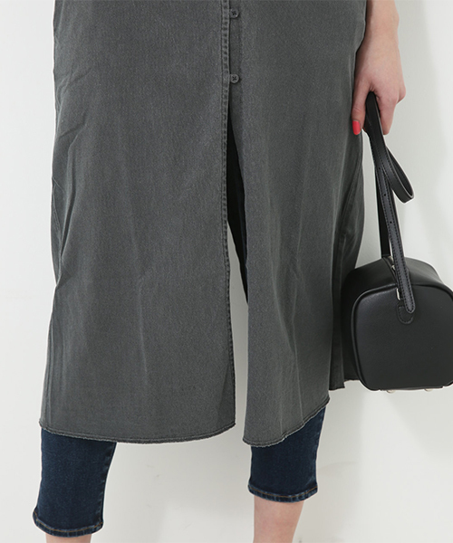 AZUL by moussy（アズールバイマウジー）の「ピグメントカットロングカーディガン（カーディガン/ボレロ・レディース・ライトブラック/ライトブルー/ベージュ・MEDIUM/SMALL）」の11枚目の写真